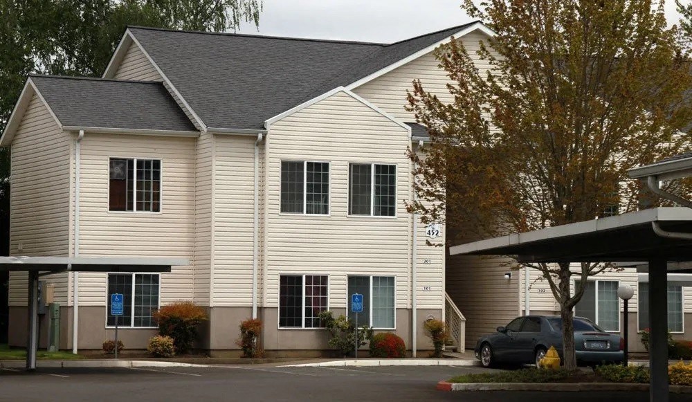 Fountain Valley Apartments, 435 Fountain Valley Way NE, Salem, OR